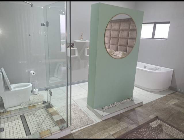 4.5 BEDROOM FREEHOLD FOR SALE IN AQUAVISTA MOUNTAIN ESTATE